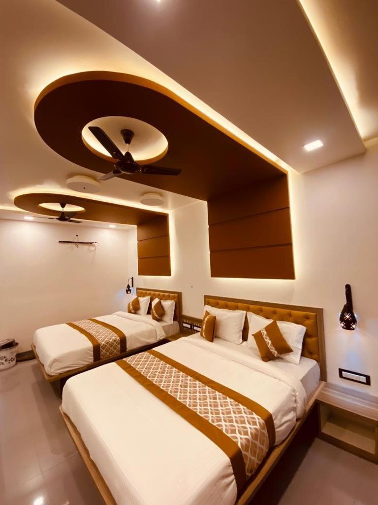 Hollywood Palace Resort Panchgani Eksteriør billede