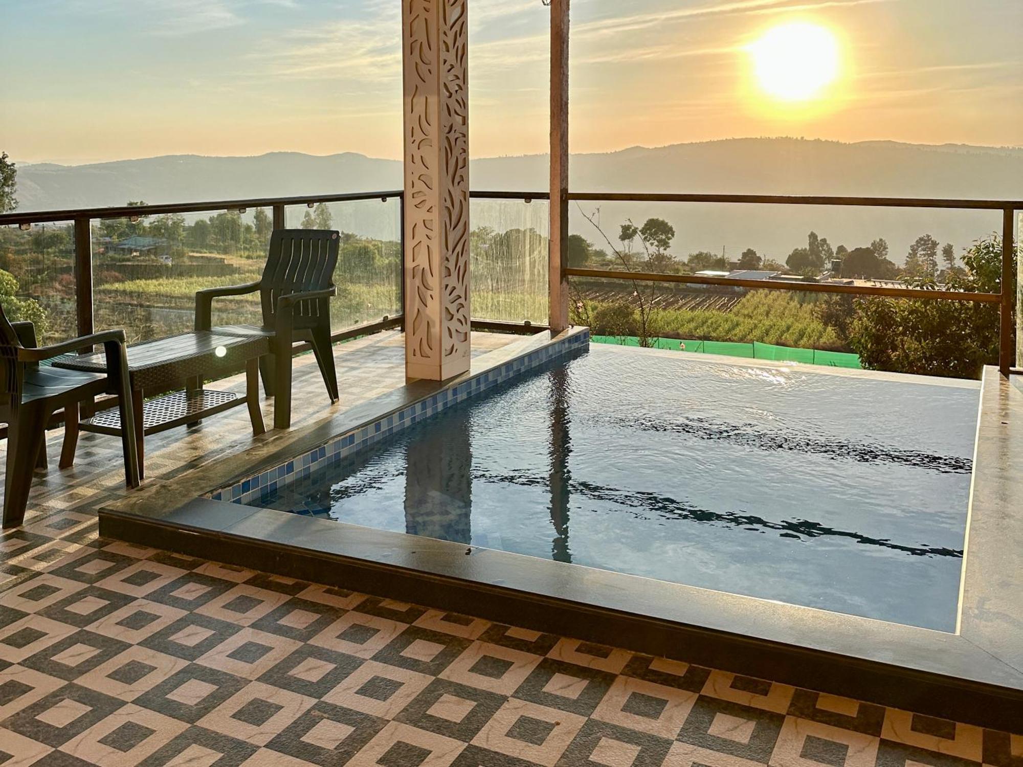 Hollywood Palace Resort Panchgani Eksteriør billede