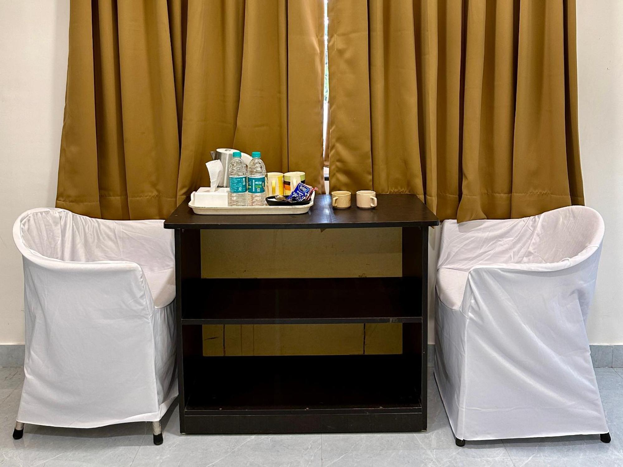 Hollywood Palace Resort Panchgani Eksteriør billede