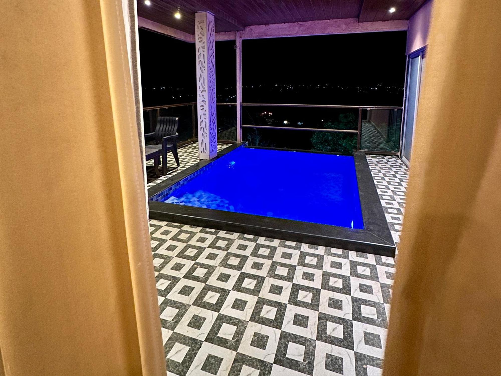 Hollywood Palace Resort Panchgani Eksteriør billede