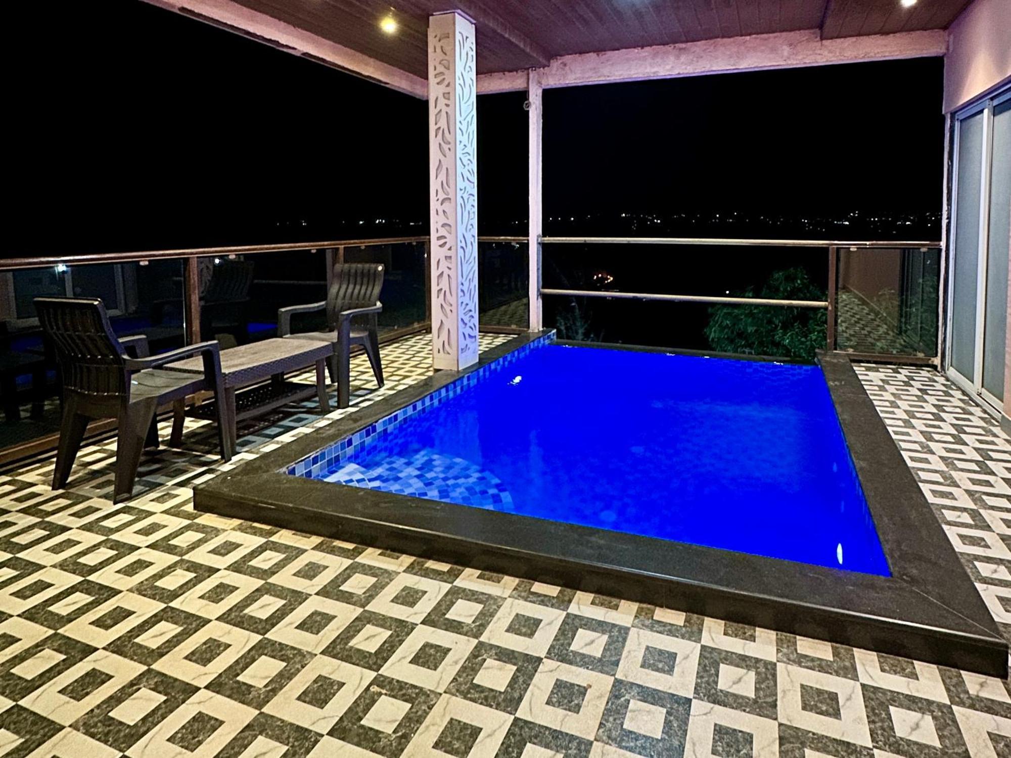 Hollywood Palace Resort Panchgani Eksteriør billede