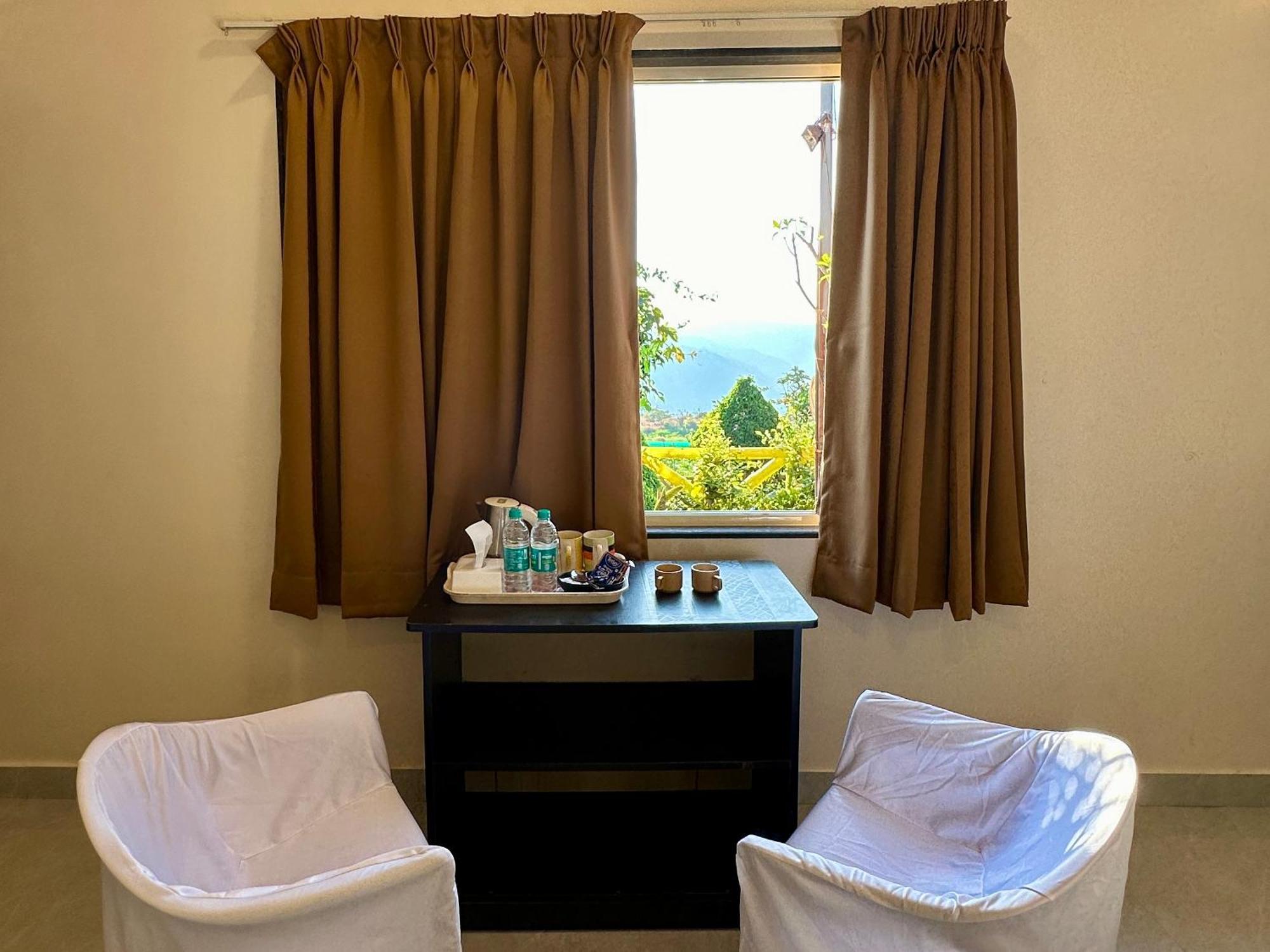 Hollywood Palace Resort Panchgani Eksteriør billede