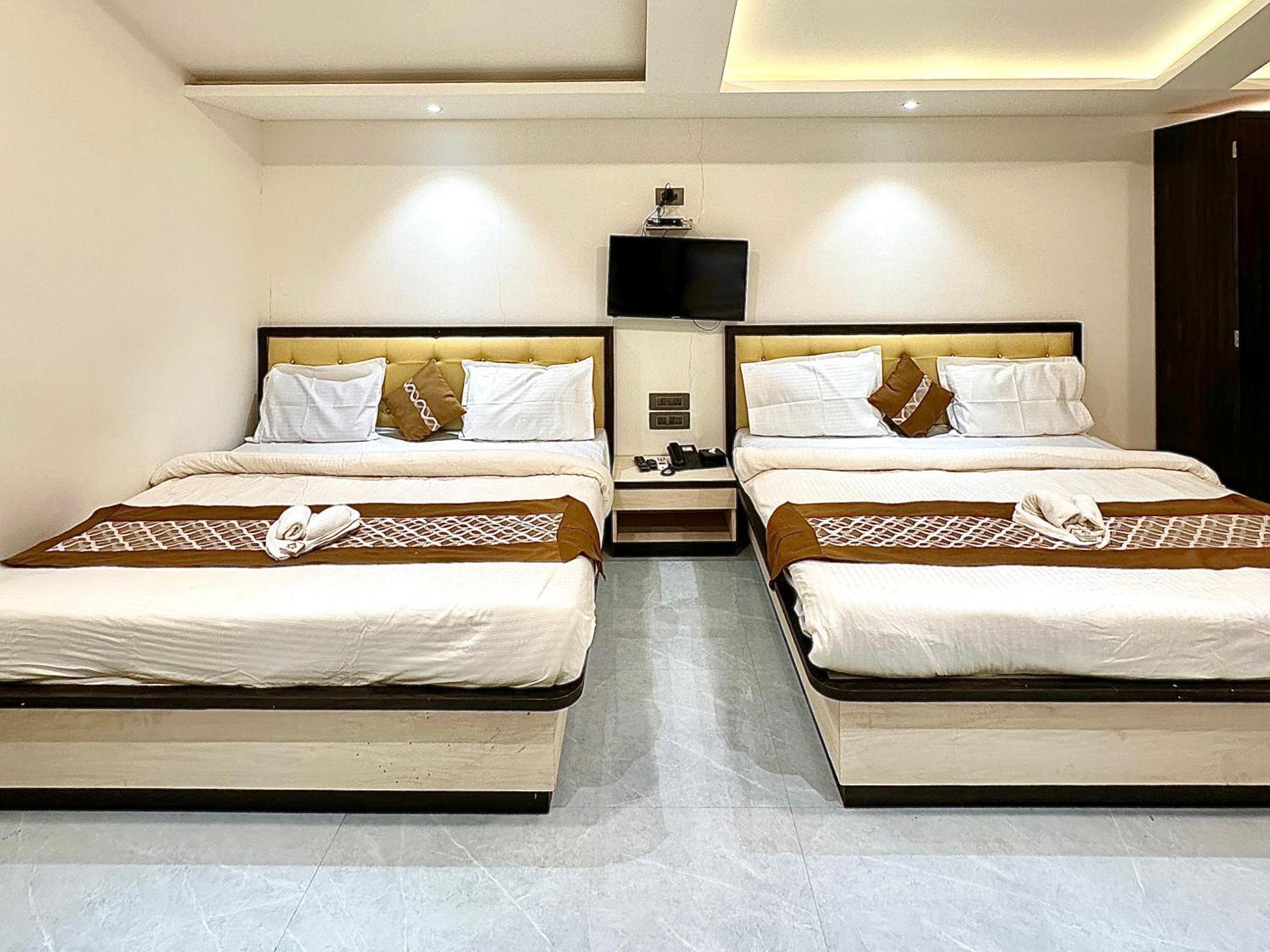 Hollywood Palace Resort Panchgani Eksteriør billede